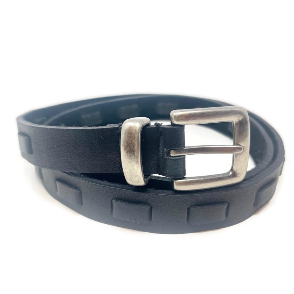 Leather Woven Geometric Contemporary Black Belt w/ Silver Toned Buckle - Picture 2 of 9